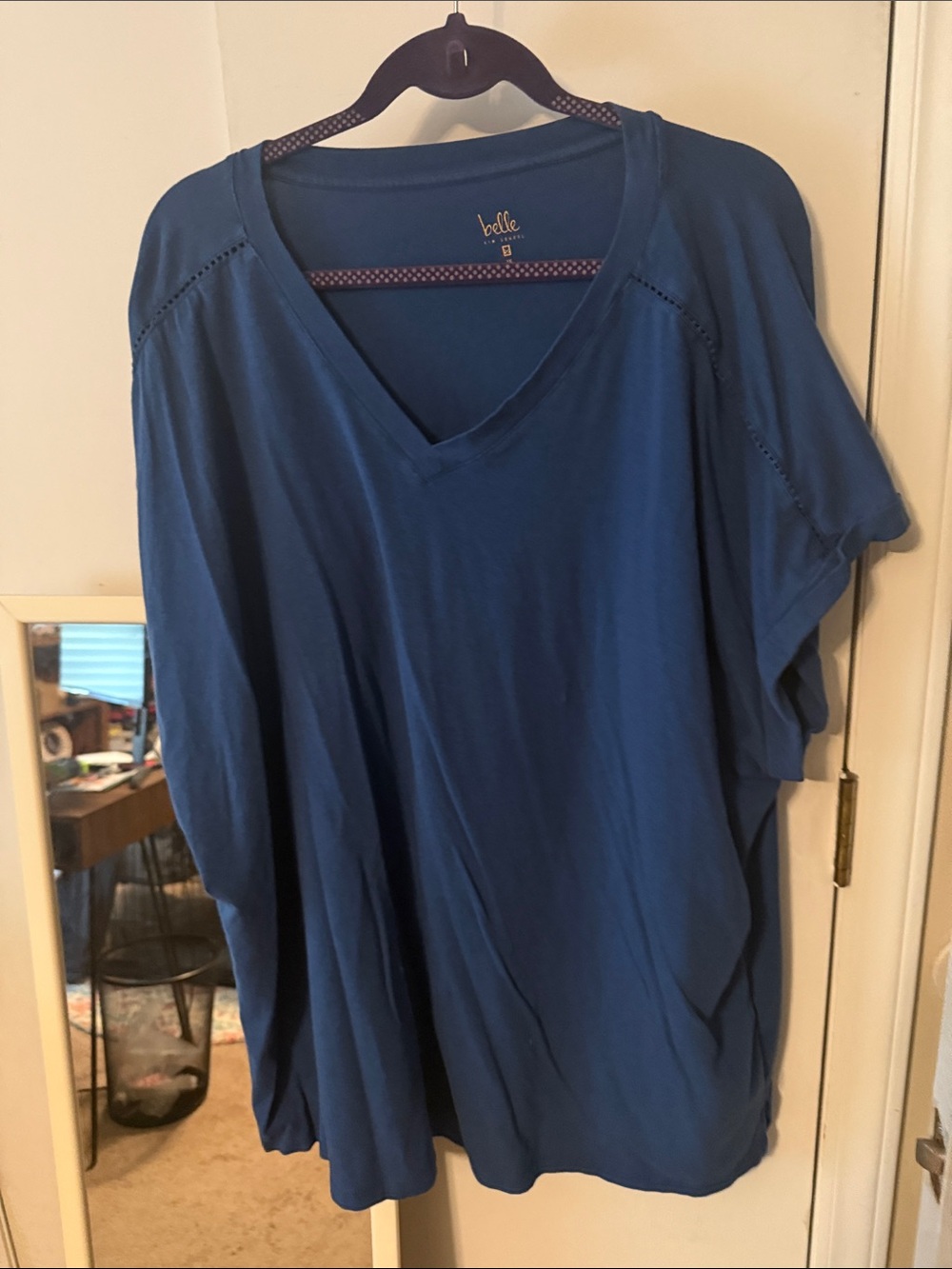 Belle by Kim Gravel Relaxed V-Neck Tee in Teal